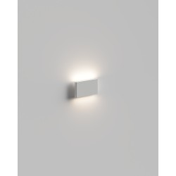 APPLIQUE IN GESSO CERAMICO 18,3X 18,5 CM SPESSORE 6,2 COMPLETO DI PORTALAMPADA R7S